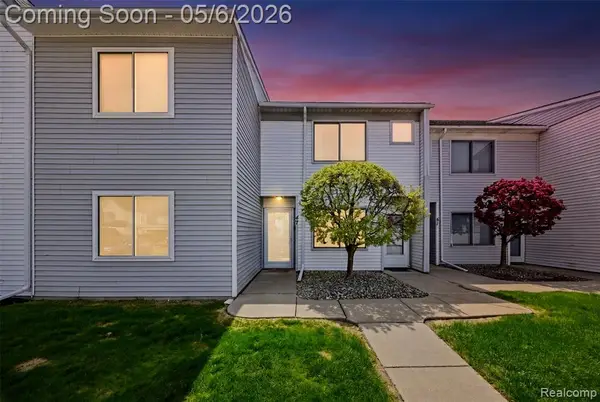 47 Rosebud, Mount Clemens, MI 48043