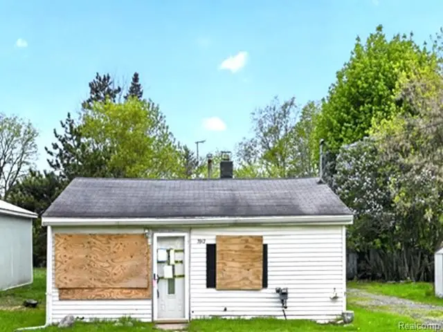 3912 Ruth, Lansing, MI 48910 - #1