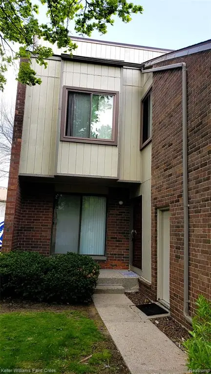 5872 Vassar, West Bloomfield, MI 48322 - #3