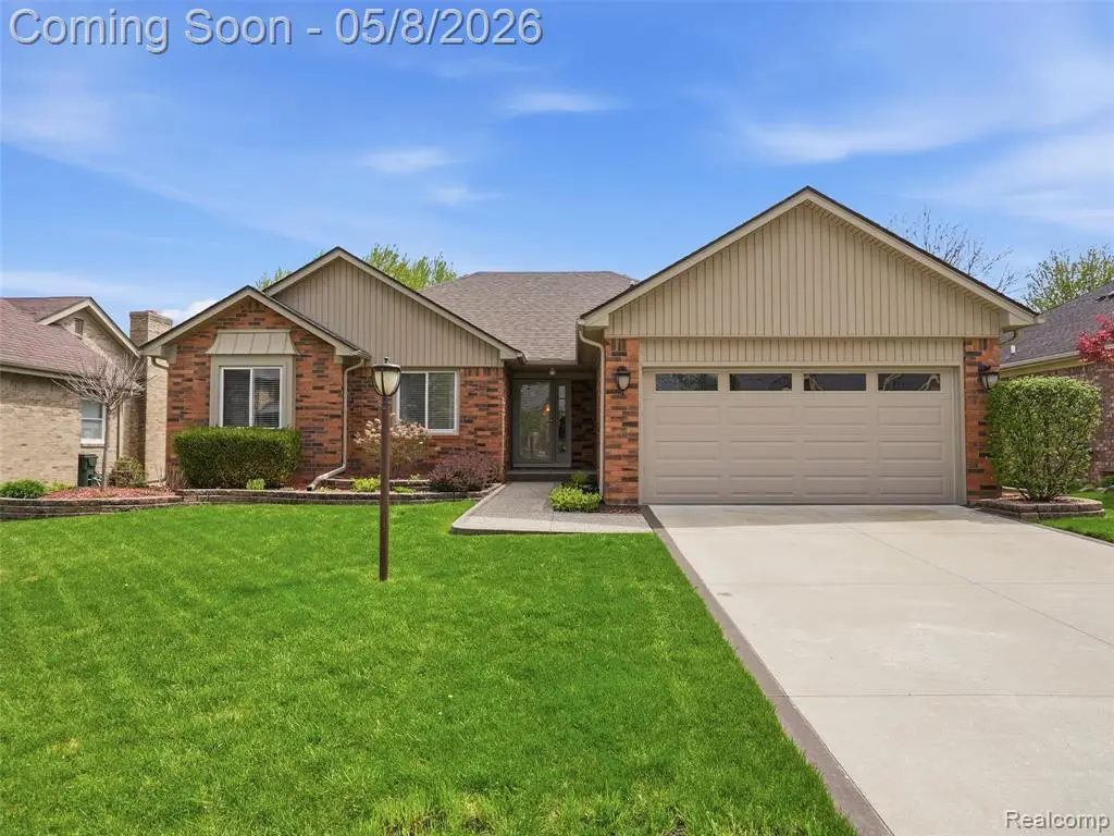 1669 Treeside, Rochester Hills, MI 48307 - #1