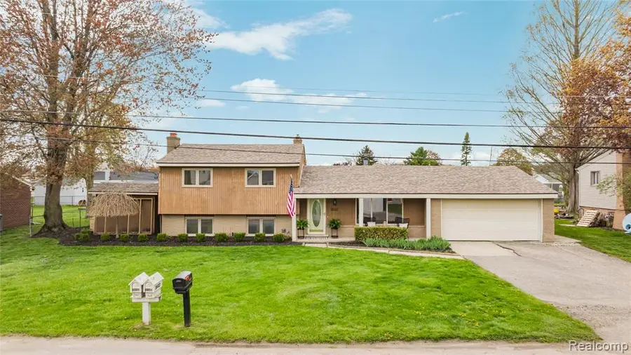 38027 Mallast, Harrison Township, MI 48045 - #2