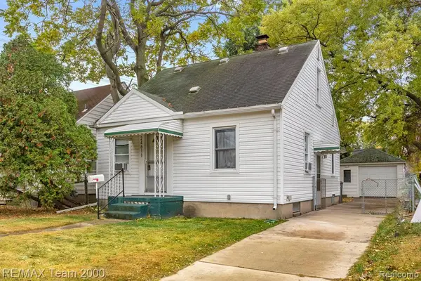 24611 Oxford, Dearborn, MI 48124