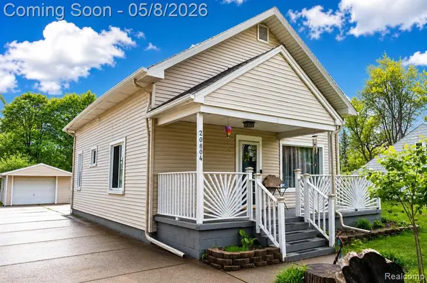 20804 Rensselaer, Farmington, MI 48336