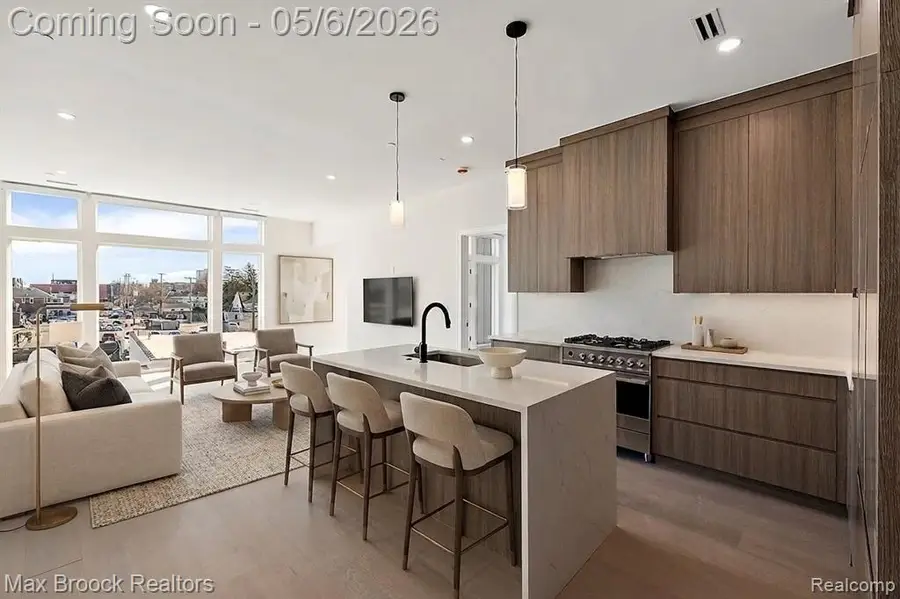 110 Austin #203, Royal Oak, MI 48067 - #2