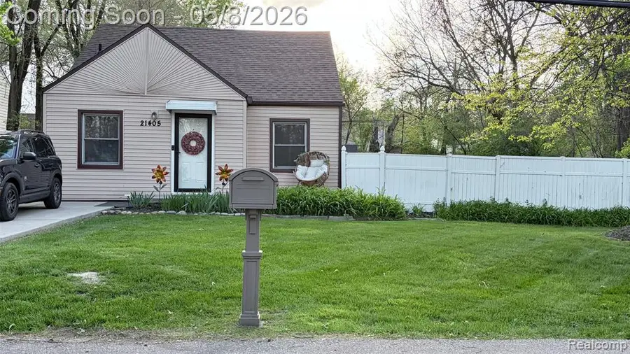 21405 Indian, Southfield, MI 48033 - #3