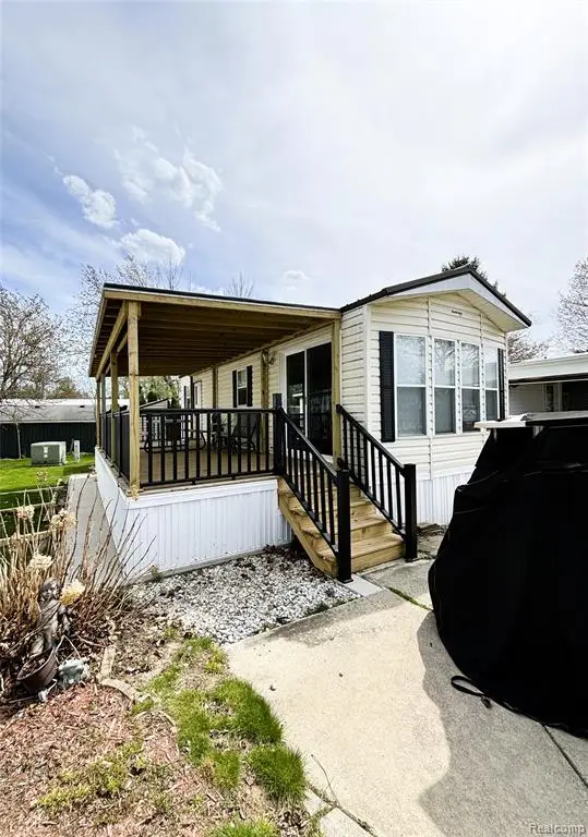 7166 Ben Franklin, Lexington, MI 48450 - #2