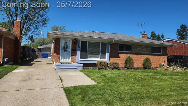25543 Loretta, Warren, MI 48091