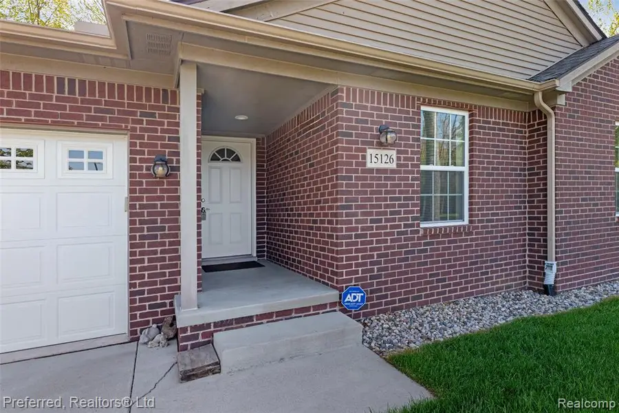 15126 Brookfield, Livonia, MI 48154 - #3