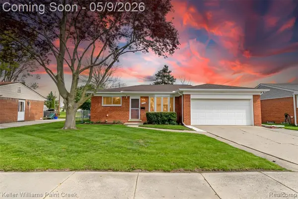 20761 Shoreview, Clinton Township, MI 48035