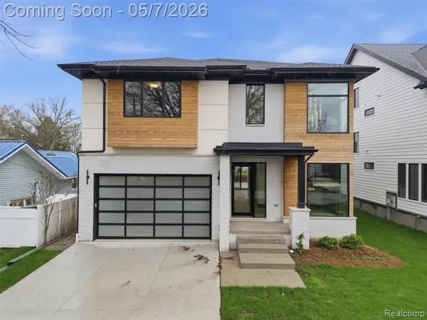 41215 Belvidere, Harrison Twp, MI 48045