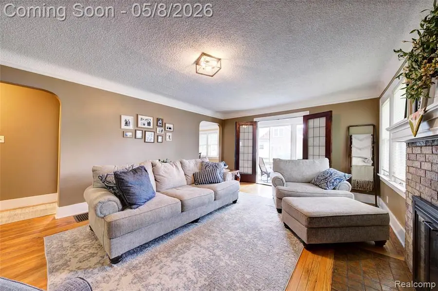 22804 Law, Dearborn, MI 48124 - #2