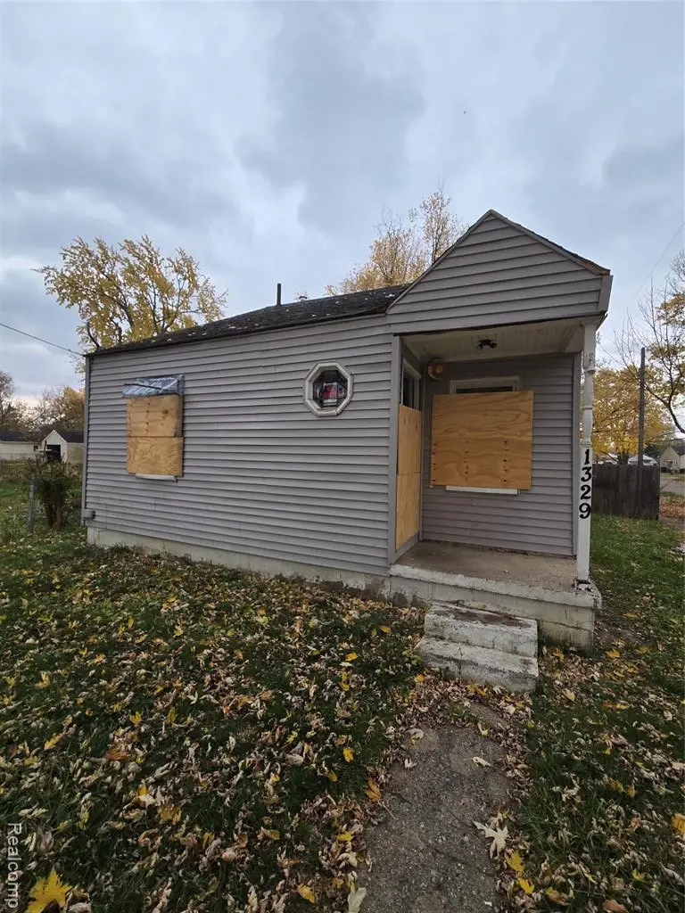 1329 Lincoln, Flint, MI 48507 - #1