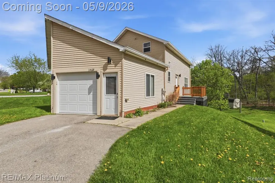 2428 Fisher, Howell, MI 48855 - #2