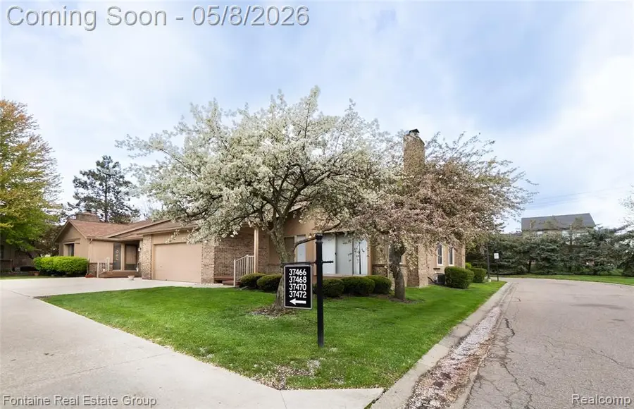 37468 N Laurel Park, Livonia, MI 48152 - #2