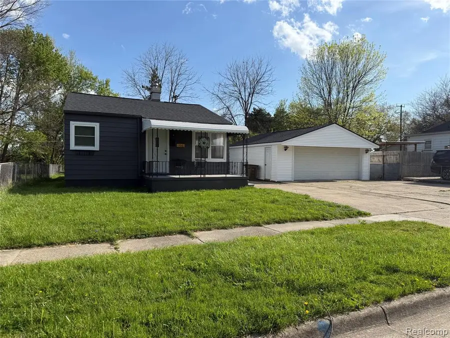 106 E Hopkins, Pontiac, MI 48340 - #3