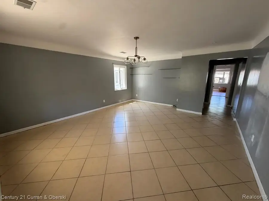 7427 Drexel, Dearborn Heights, MI 48127 - #2