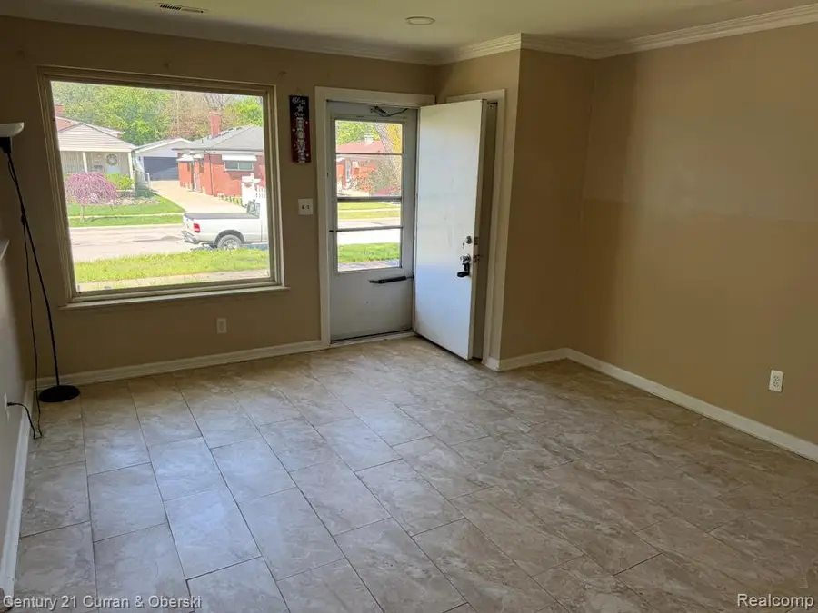 6198 Mayburn, Dearborn Heights, MI 48127 - #2