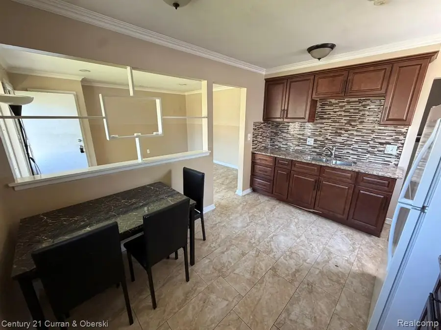 6198 Mayburn, Dearborn Heights, MI 48127 - #3