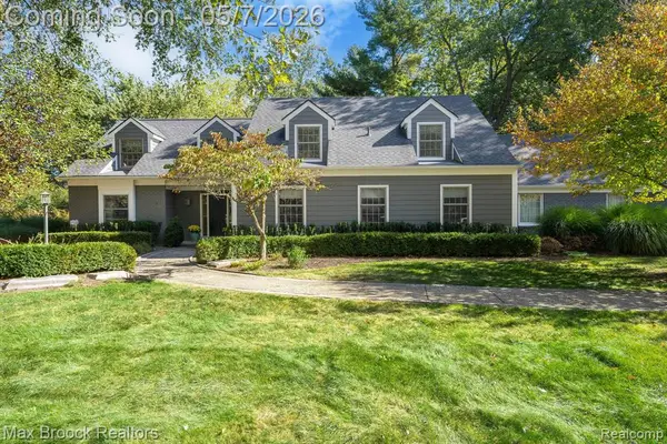 30800 Roberts, Franklin, MI 48025