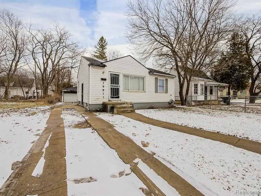 19811 Harlow, Detroit, MI 48235 - #2