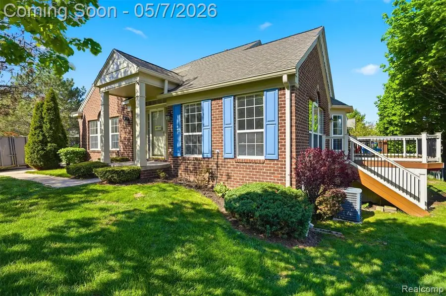 49118 Hawksburry, Canton, MI 48188 - #3