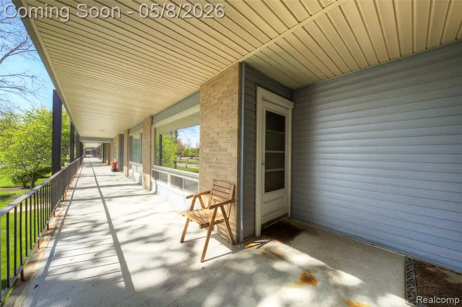 15075 Hubbard #12, Livonia, MI 48154 - #2