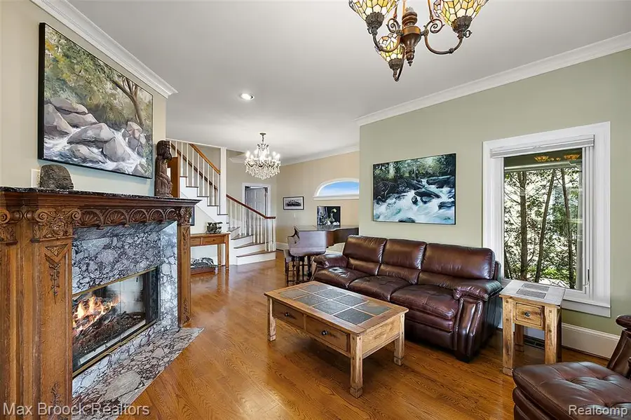 3642 Orchard Lake, West Bloomfield, MI 48324 - #3