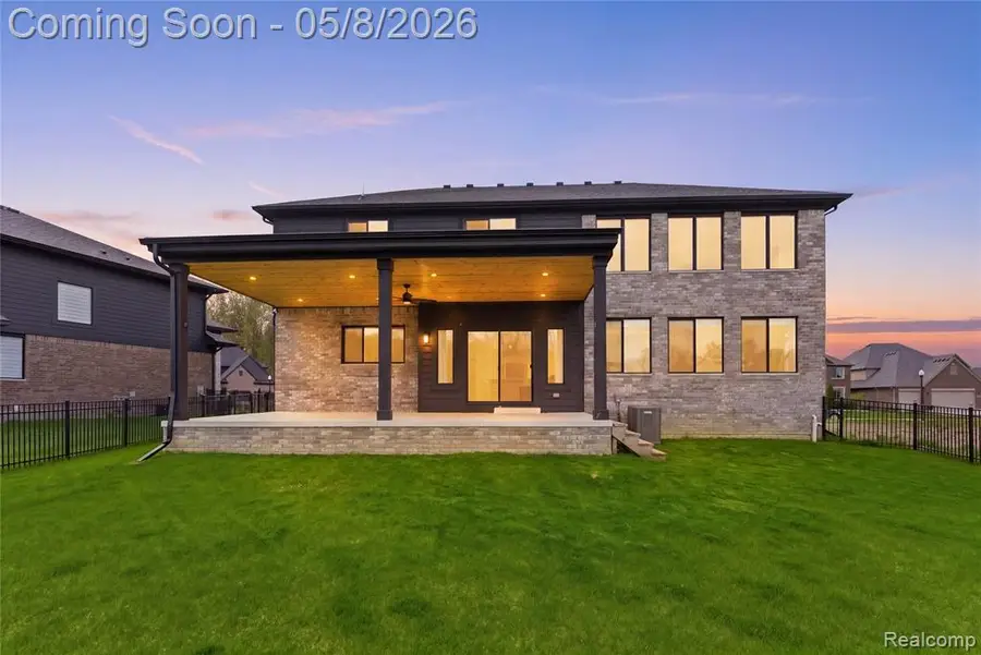 56056 Barnes, Macomb, MI 48042 - #2