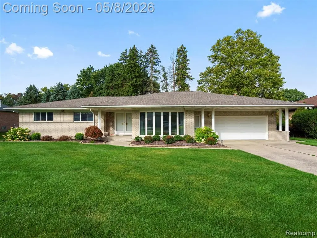 38523 Manchester, Clinton Township, MI 48036 - #1