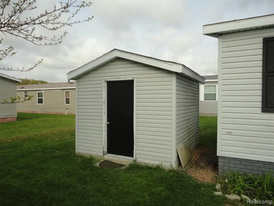 3913 Benjamin Way, Monroe, MI 48161 - #2