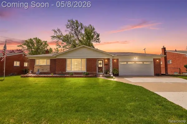 27425 Lyndon, Livonia, MI 48154
