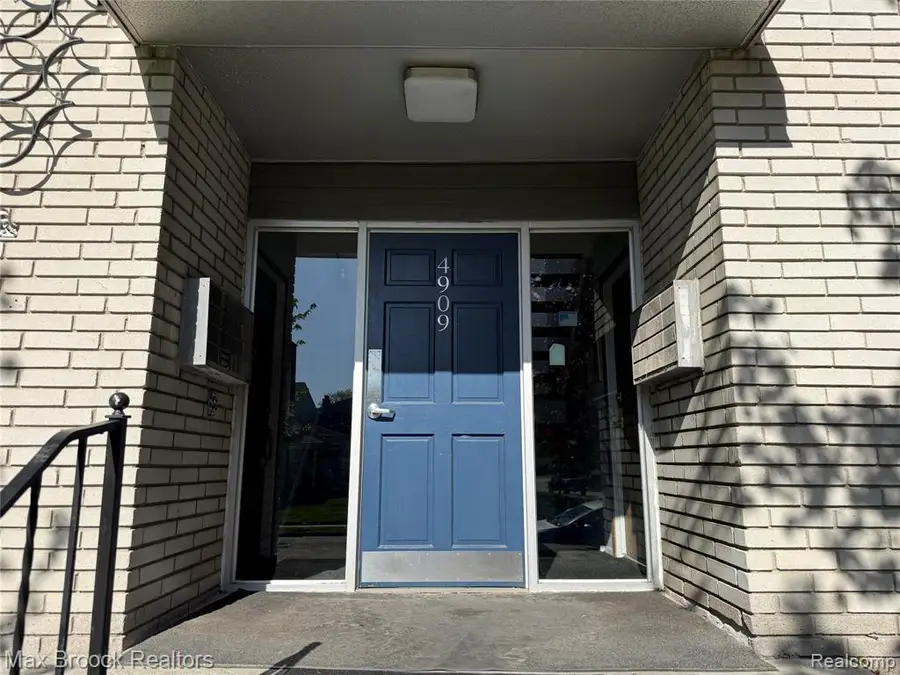 4909 Mansfield #H9, Royal Oak, MI 48073 - #2