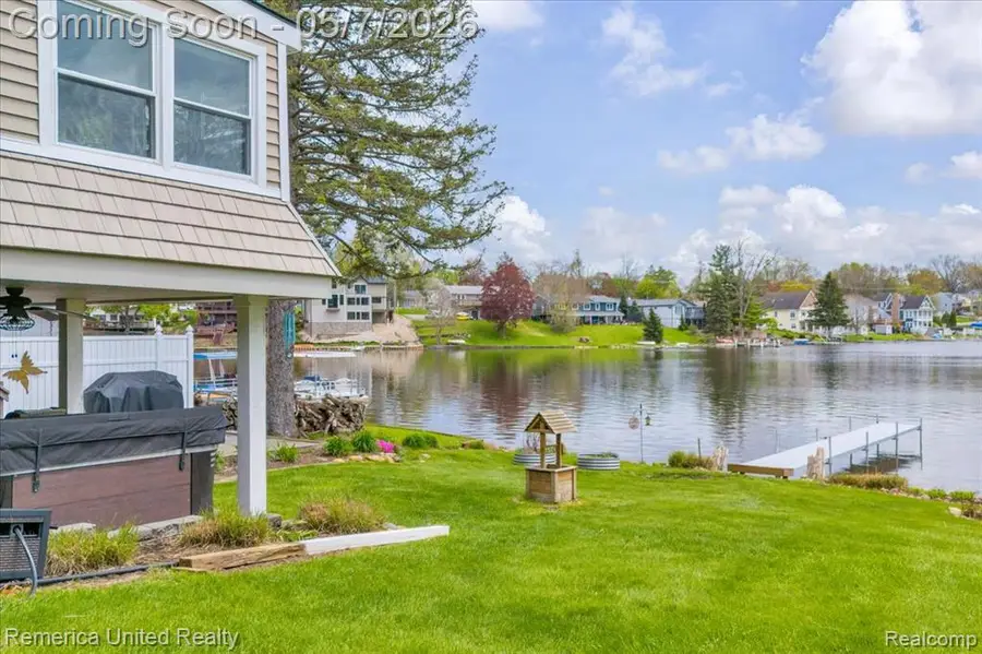 999 Lakeside, Brighton, MI 48116 - #3