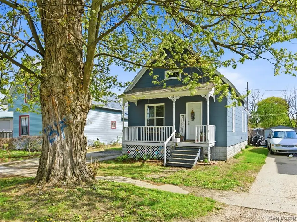 2506 Division, Port Huron, MI 48060 - #1