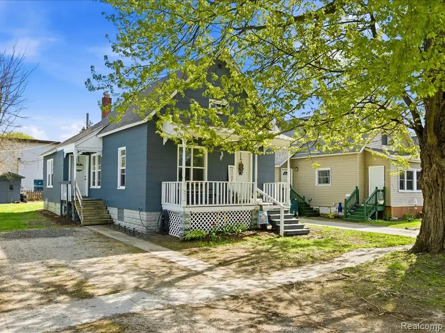 2506 Division, Port Huron, MI 48060 - #2