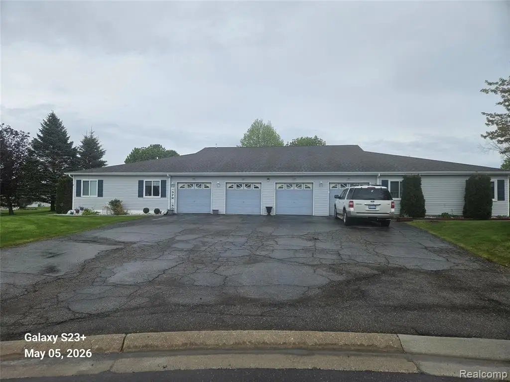 1137 Parkside #129, Grand Blanc, MI 48439 - #1