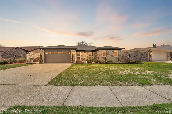14327 Lakeshore, Sterling Heights, MI 48313
