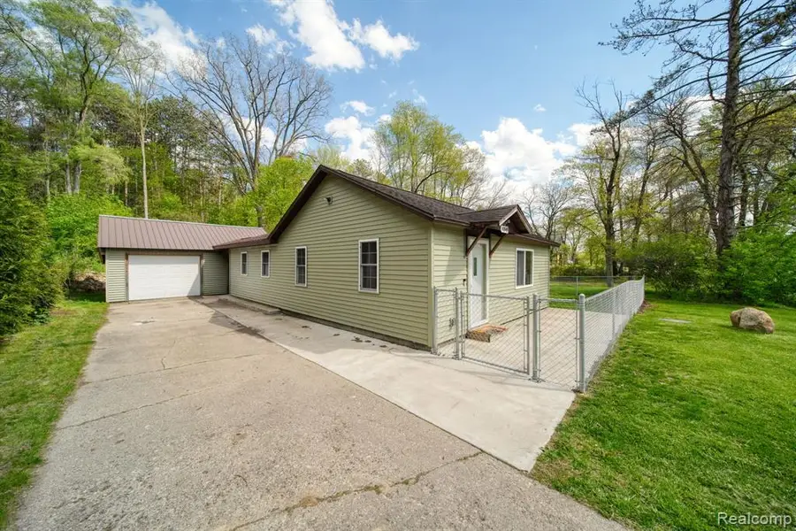 4849 Wolf Lake, Grass Lake, MI 49240 - #2