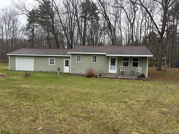 5315 E 8th, Au Gres, MI 48703