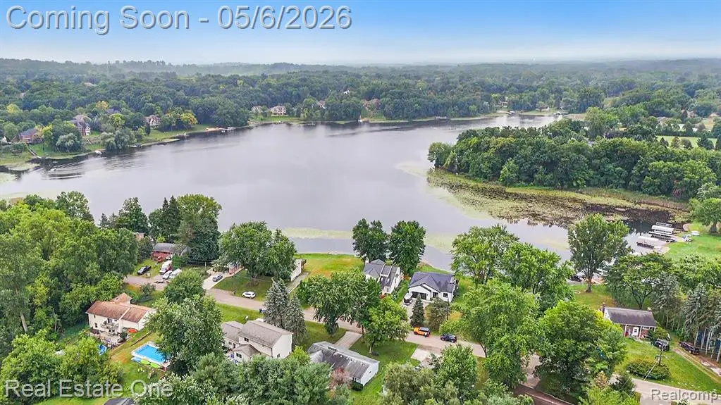 12161 Della, Brighton, MI 48114 - #1