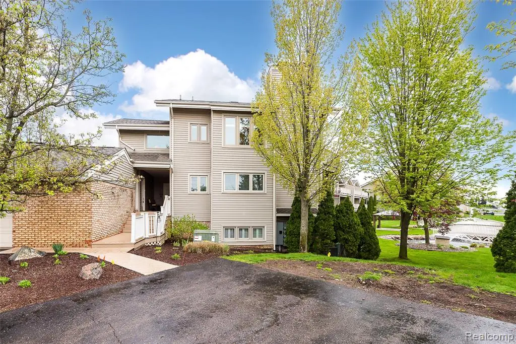 21100 Boulder, Northville, MI 48167 - #1