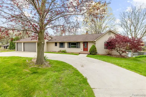 235 Indianwood, Lake Orion, MI 48362