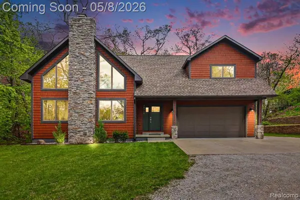 10429 9 Mile, Whitmore Lake, MI 48189