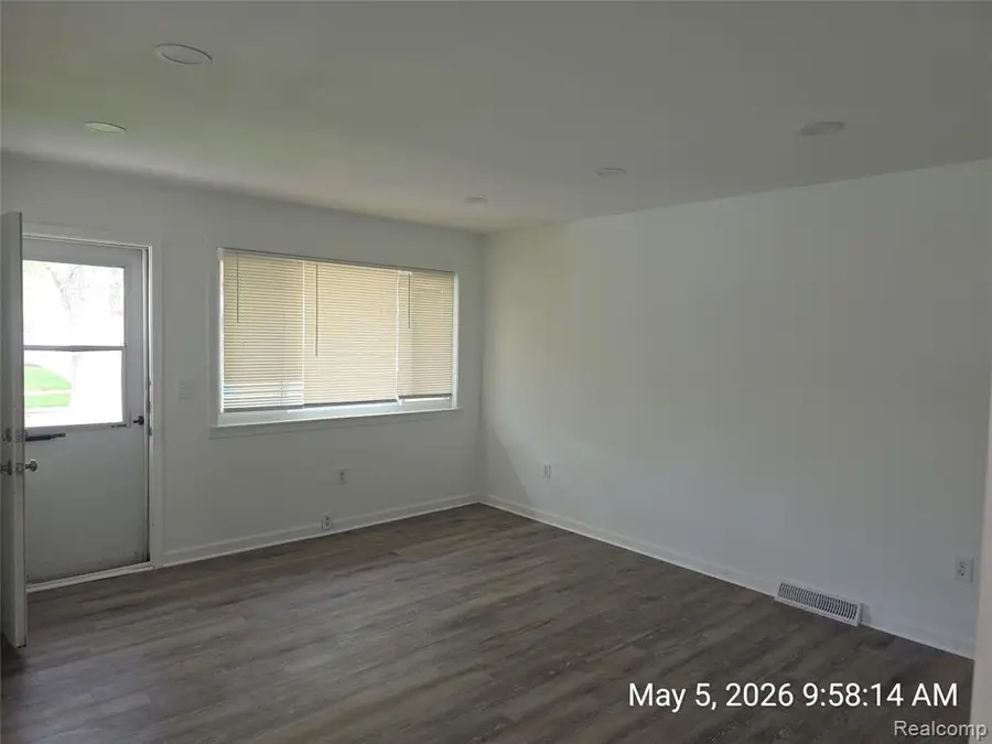 4843 Katherine, Dearborn Heights, MI 48125 - #3