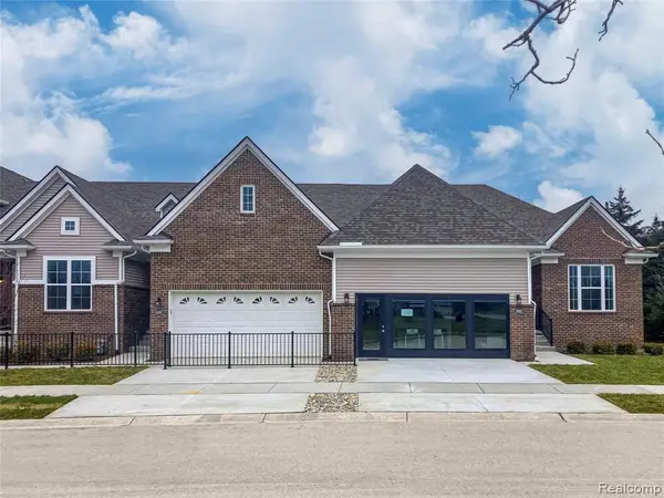 9920 Crossview #189, Howell, MI 48855