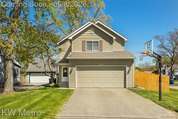 4202 Seeden, Waterford, MI 48329