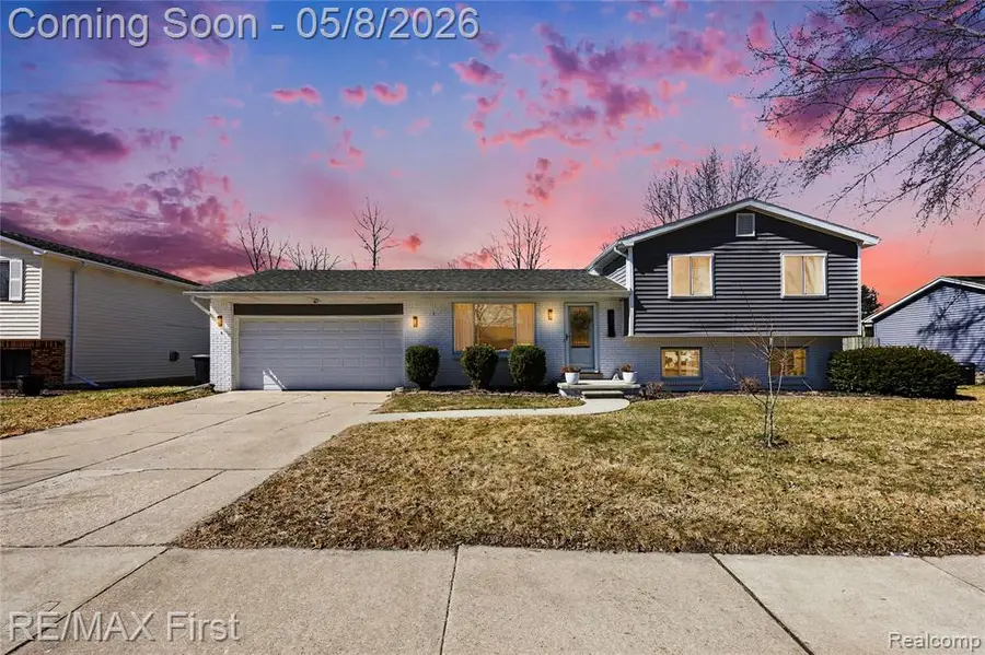 690 Montana, Marysville, MI 48040 - #2