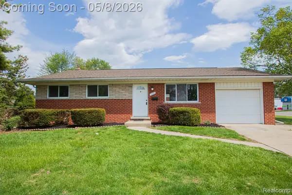 31000 Fall, Fraser, MI 48026