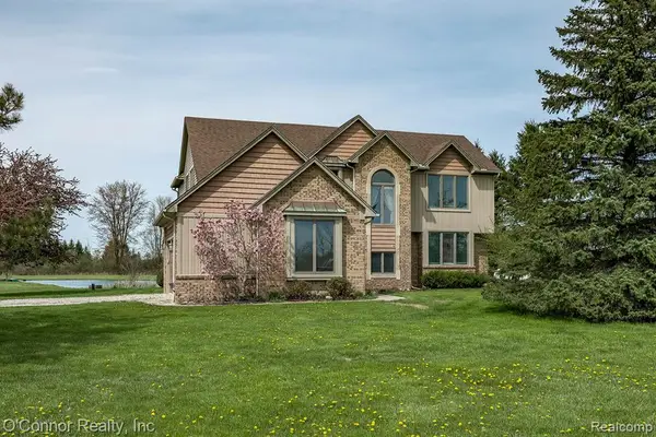 7978 Frith, Columbus, MI 48063