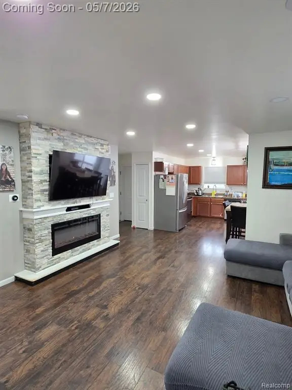 6456 Skylar, Waterford, MI 48327 - #2
